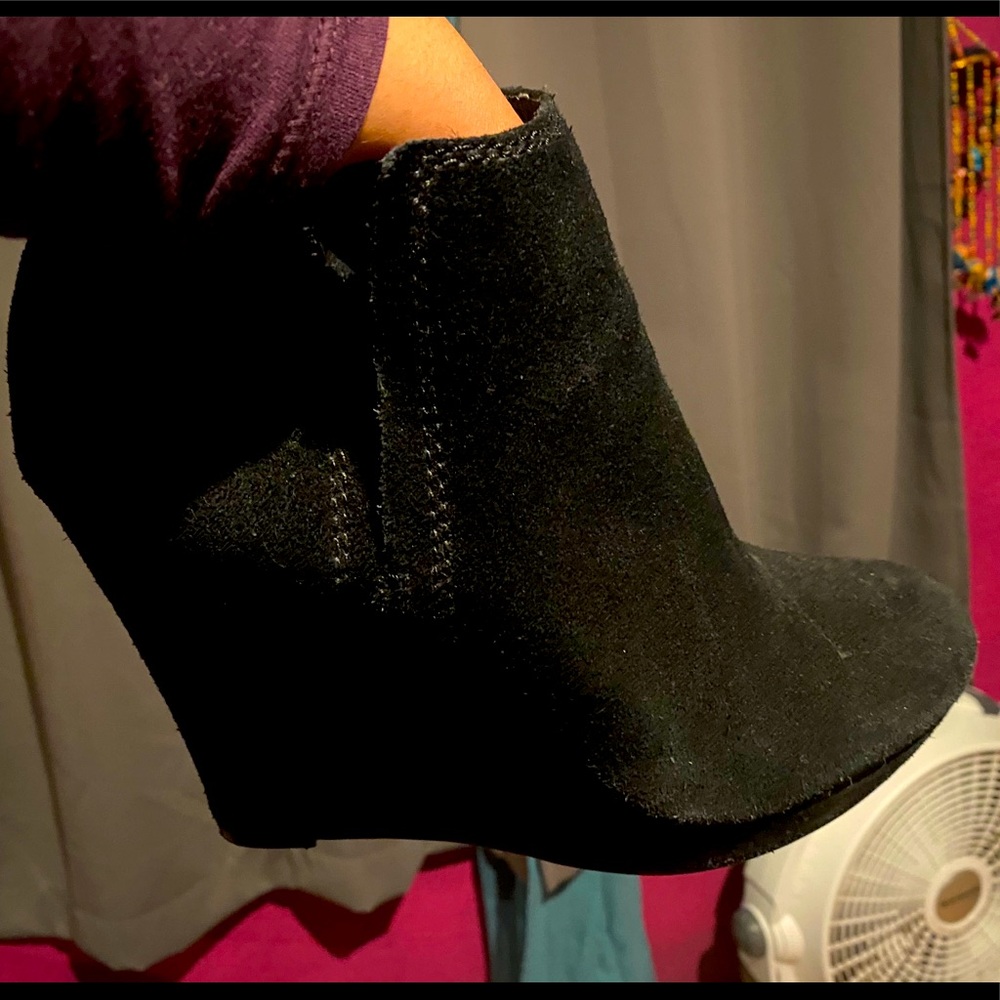 Jessica Simpson Ankle wedges